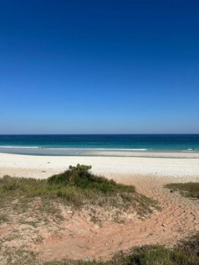Casa com piscina e churrasqueira na Praia Seca